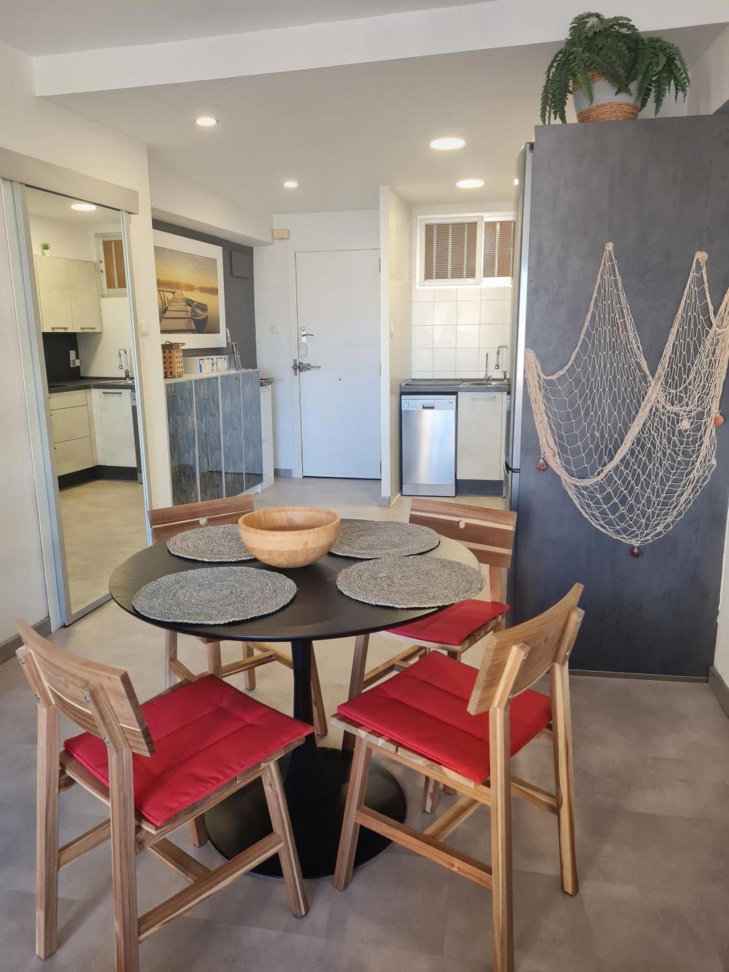 Ferienwohnung Apartamento Mediterraneo Tranquilo Y Familiar Valencia Exterior foto